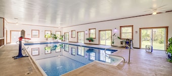 8-Acre Bridgman Oasis: Pool, Hot Tub & Game Room