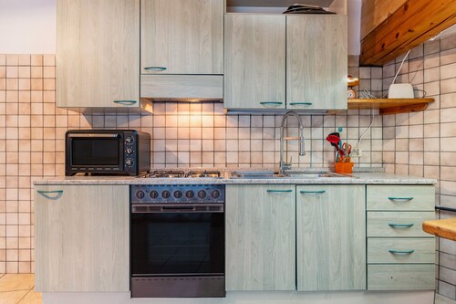 Apartment 'Appartamento Condominio Genziana' with Mountain View, Balcony and Wi-Fi