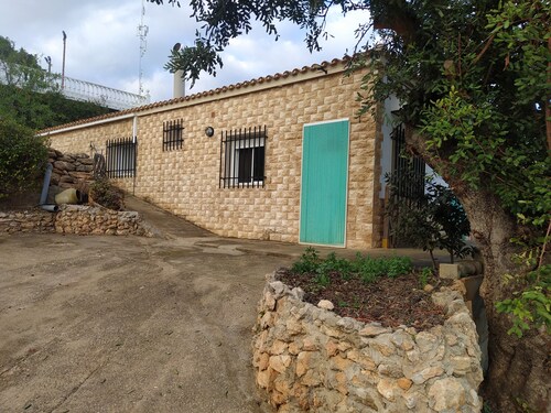 Holiday Home 'La Caseta D'Amparo' with Mountain Views, Private Terrace & Wi-Fi