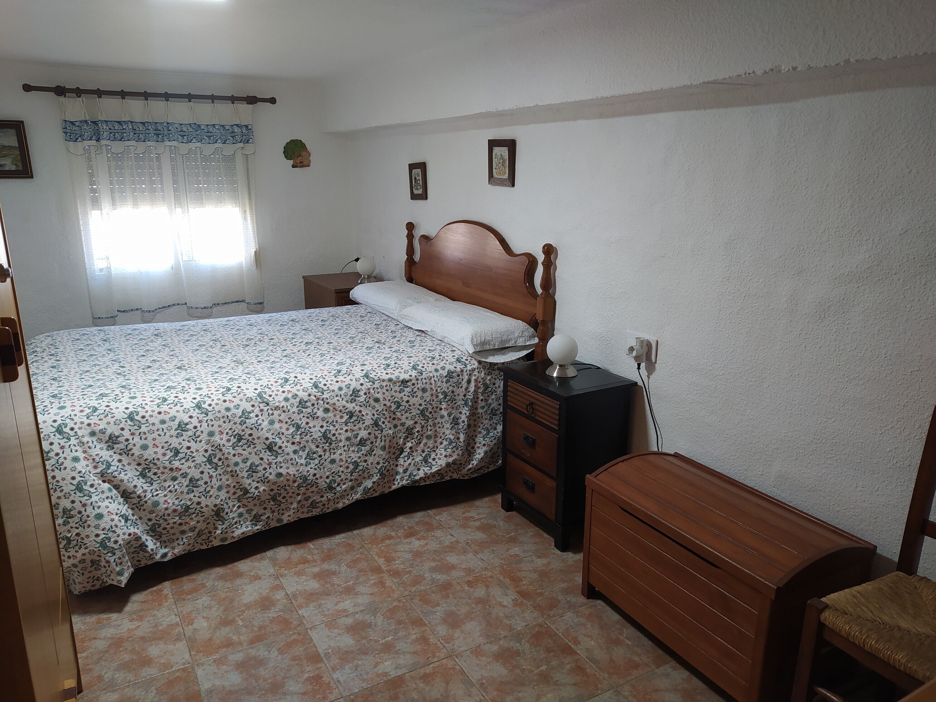 2 quartos, Wi-Fi de cortesia, roupa de cama