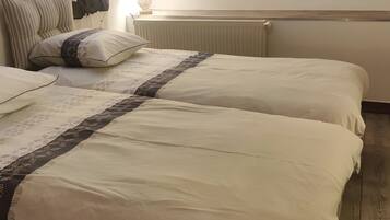 1 chambre, Wi-Fi gratuit, draps fournis