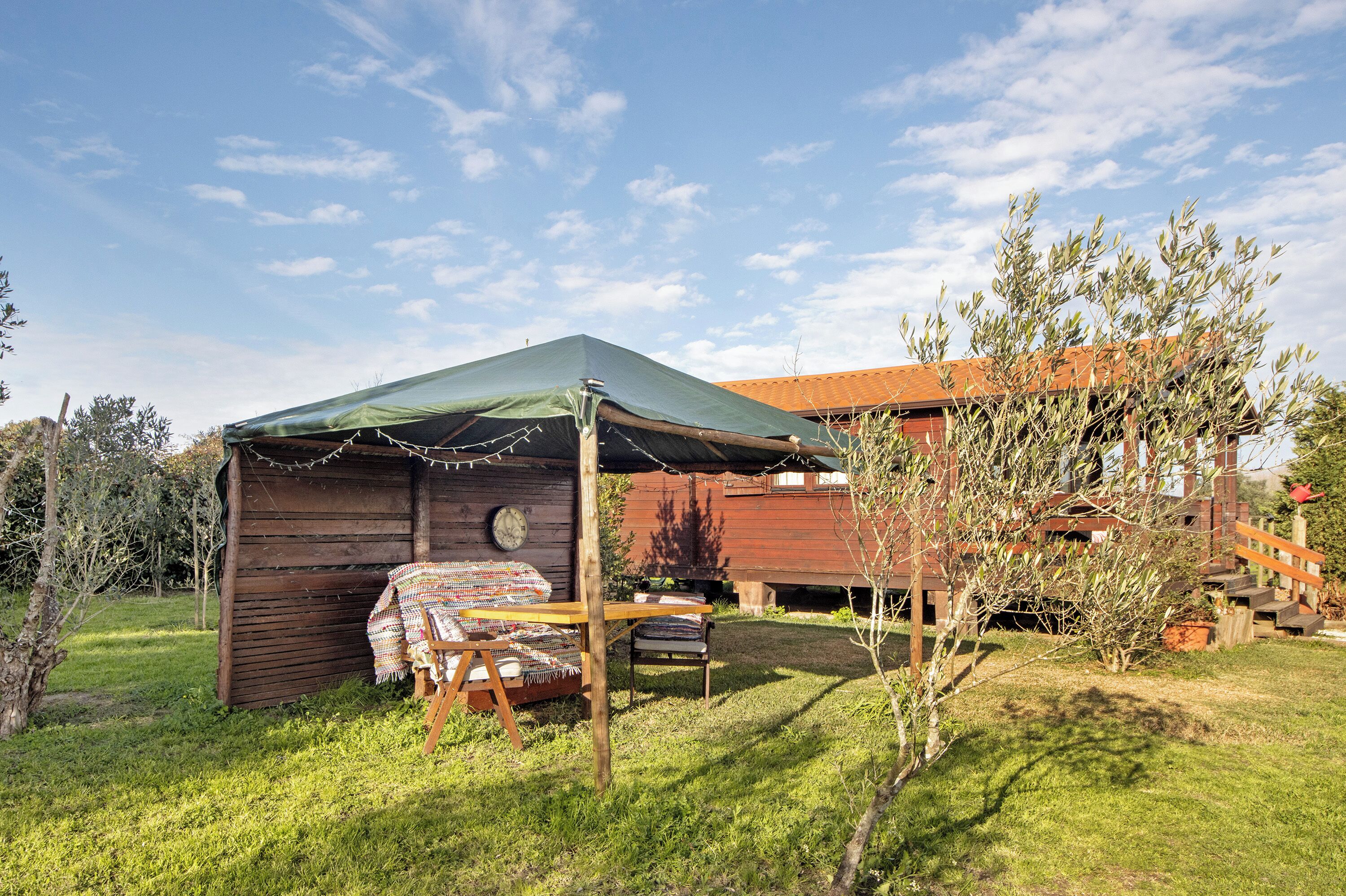 屋外ダイニングエリア