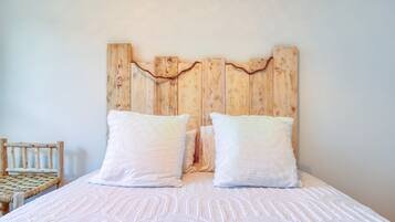 2 chambres, fer et planche Ă repasser, Wi-Fi gratuit, draps fournis