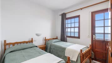 1 quarto, Wi-Fi de cortesia, roupa de cama