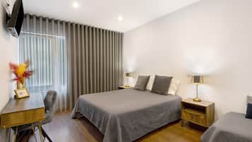 2 chambres, fer et planche Ă repasser, Wi-Fi gratuit, draps fournis