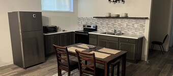 Cozy 2-bedroom basement apartment in charming Memphis IN. with WiFi, office area
