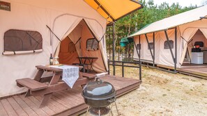 Habitación básica, 1 habitación (Glamping2) | 1 dormitorio y wifi gratis