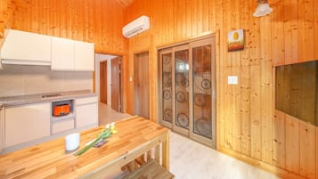 1 bedroom, WiFi (free)