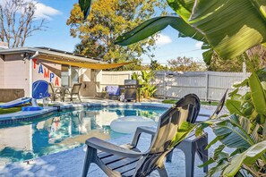 Piscine extérieure, piscine chauffée