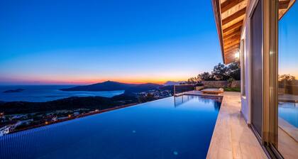 Breathtaking sunsets and luxurious hillside living