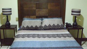 Habitación básica | Wifi gratis y ropa de cama