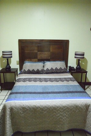 Basic-rum | Gratis wi-fi och sängkläder