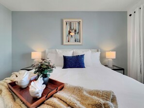 2 bedrooms, desk, iron/ironing board, free WiFi