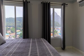 1 habitación y caja de seguridad en la habitación 