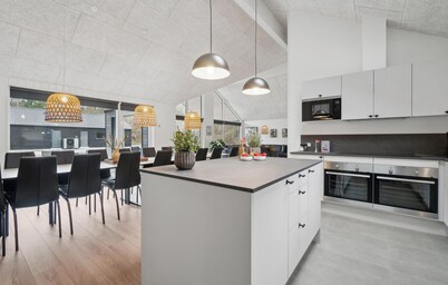 Beautiful home in Aakirkeby with sauna