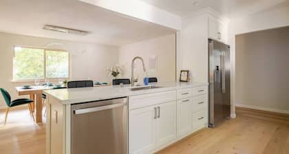 Majestic Redwoods, Pool, Hot Tub, Chefs Kitchen