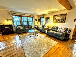 Smart TV, DVD player, books