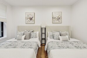 4 habitaciones, escritorio, tabla de planchar con plancha y wifi gratis 