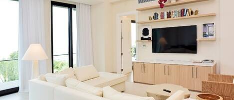 Smart TV, music library