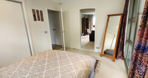 1 bedroom, in-room safe, WiFi, bed sheets