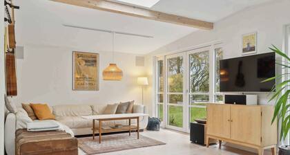 Holiday home in prime location by Isefjord