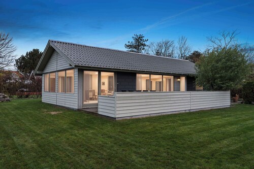 Cozy summer house near Karrebæksminde