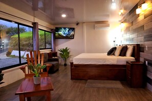 1 quarto, escrivaninha, Wi-Fi de cortesia, roupa de cama