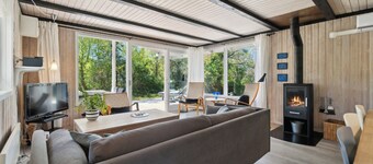 Lovely family cottage near child-friendly beach