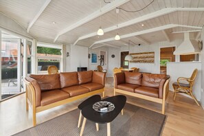 Interior - Lovely summer house with sea view (Haderslev)
