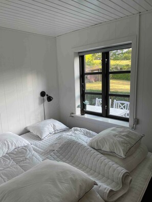 1 bedroom, free WiFi - summer House Gem at Sandkås Beach (Allinge)