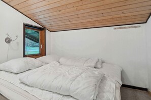 3 bedrooms, free WiFi - Lovely summer house by the Kattegat (Hadsund)