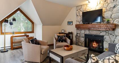 2BR | Gleneagle | Heated Floors | Wood Burning Fireplace | Shuttle to Gondola