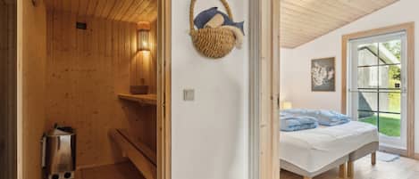 4 bedrooms, free WiFi