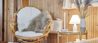 Idyllic family summer house 75 meters from coast