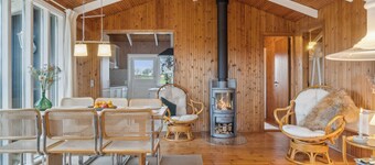 Idyllic family summer house 75 meters from coast