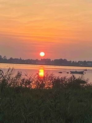 Nicht klassifiziertes Bild, 2 von 14, Schaltfläche