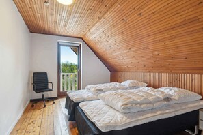 7 camere, ferro/asse da stiro, Wi-Fi gratuito