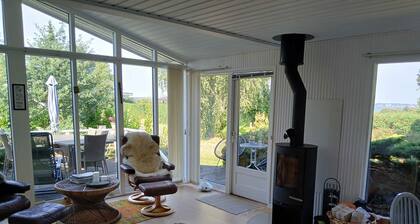 Coastal cottage charm with room for the family