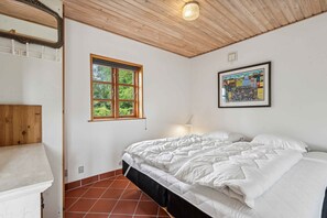 2 bedrooms, free WiFi