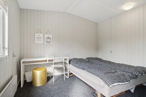 3 chambres, fer et planche à repasser, accès au Wi-Fi (inclus)
