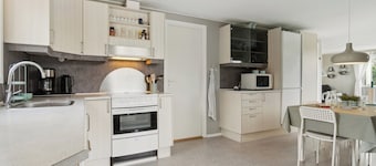 Lovely summer house in Øster Hurup