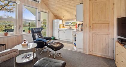 Cozy holiday cabin near Grindsted