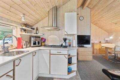 Cozy holiday cabin near Grindsted