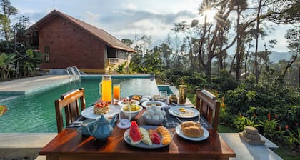 Amã Stays & Trails Alpenhof , Coorg