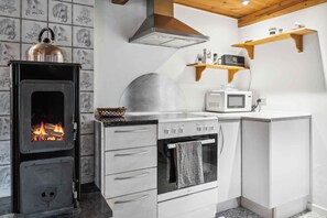 Refrigerador, horno, placa de cocina, lavavajillas