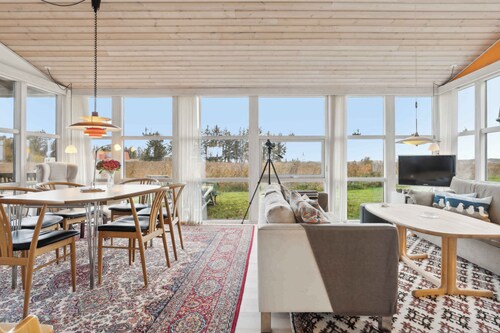 Lovely holiday home with view of the Limfjord