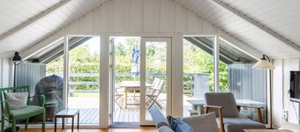 Idyllic summer house close to beach and forest