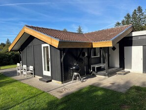 Exterior - Cozy holiday home with space for relaxation (Fjerritslev)