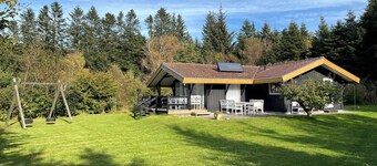 Cozy holiday home with space for relaxation