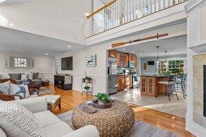 スマートテレビ、テーブルサッカー台